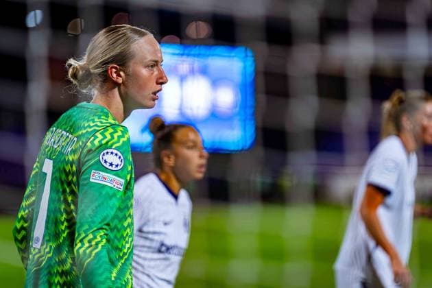 SOCCER - WCL, A.Wien vs Inter VIENNA,AUSTRIA,01.OCT.26 - SOCCER - UEFA Women s Champions League, FK Austria Wien vs FC Internationale Milano. Image shows Cecilia Runarsdottir (Inter).  GEPAxpictures xKevinxHackner