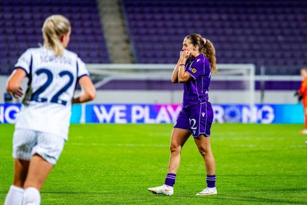 SOCCER - WCL, A.Wien vs Inter VIENNA,AUSTRIA,01.OCT.26 - SOCCER - UEFA Women s Champions League, FK Austria Wien vs FC Internationale Milano. Image shows the disappointment of Modesta Uka (A.Wien).  GEPAxpictures xKevinxHackner