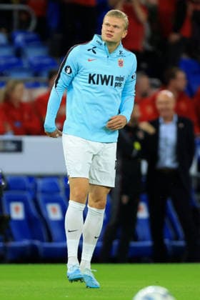 Wales v Norway - UEFA Nations League 2026 27 Group A4 MD3 Erling Haaland of Norway warms up before the UEFA Nations League 2026 27 group phase match between Wales and Norway at Cardiff City Stadium on October 1, 2026 in Cardiff, Wales. Cardiff Cardiff City Stadium Wales United Kingdom Copyright: xAllstarxPicturexLibraryxLtdx