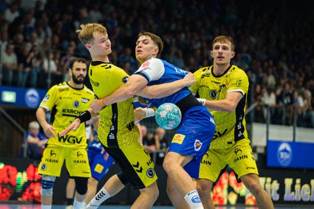Oskar Joelsson, ThSV Eisenach, 03; Linus Schmid, TVB Stuttgart, 19; Simone Mengon, TVB Stuttgart, 15; Mohamed Amine Darmoul, TVB Stuttgart, 70 GER, ThSV Eisenach vs. TVB Stuttgart, 1st Opel Handball Bundesliga, Handball, Matchday 7, 2026–2027 season, 7:00 p.m., October 1, 2026 GER, ThSV Eisenach vs. TVB Stuttgart, 1st Opel Handball Bundesliga, Handball, Matchday 7, 2026–2027 season, 7:00 p.m., October 1, 2026 Eisenach Copyright: xMartinxHerbstx
