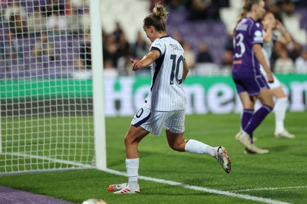 FK Austria Wien v FC Internazionale Milano - UEFA Women s Champions League 26 27 MD2 Lina Magull of FC Internazionale Milano in action during the UEFA Women s Champions League Matchday 2 match between FK Austria Wien and FC Internazionale Milano at Franz-Horr-Stadion on October 1, 2026 in Vienna, Austria. Vienna Franz-Horr-Stadion Austria Copyright: xYigitxOerme PSxImagesxYigitxOerme PSxImagesx