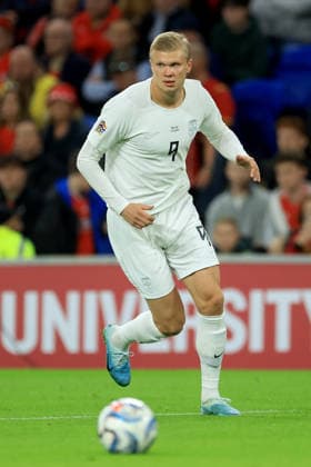 Wales v Norway - UEFA Nations League 2026 27 Group A4 MD3 Erling Haaland of Norway on the ball during the UEFA Nations League 2026 27 group phase match between Wales and Norway at Cardiff City Stadium on October 1, 2026 in Cardiff, Wales. Cardiff Cardiff City Stadium Wales United Kingdom Copyright: xAllstarxPicturexLibraryxLtdx