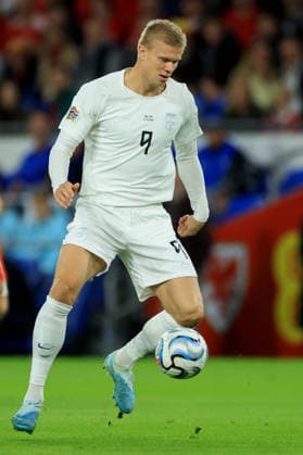 Wales v Norway - UEFA Nations League 2026 27 Group A4 MD3 Erling Haaland of Norway on the ball during the UEFA Nations League 2026 27 group phase match between Wales and Norway at Cardiff City Stadium on October 1, 2026 in Cardiff, Wales. Cardiff Cardiff City Stadium Wales United Kingdom Copyright: xAllstarxPicturexLibraryxLtdx