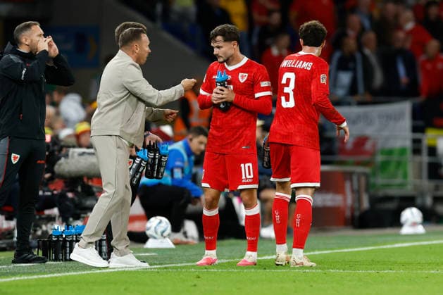 Cardiff, Wales, 1st October 2026. Craig Bellamy coach of Wales gives instructions to Liam Cullen of Wales during the Wales vs Norway UEFA Nations League match at the Cardiff City Stadium, Cardiff. Picture credit should read: Cody Froggatt Sportimage EDITORIAL USE ONLY. No use with unauthorised audio, video, data, fixture lists, club league logos or live services. Online in-match use limited to 120 images, no video emulation. No use in betting, games or single club league player publications. SPI_036_CF_WALES_NORWAY SPI-5050-0036