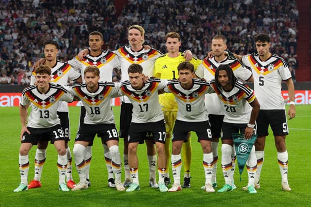 UEFA Nations League 26 27 Germany vs. Serbia on October 1, 2026, at the Allianz Arena in Munich: Jonas Urbig (Germany 1), Philipp Treu (Germany 13), Malick Thiaw (Germany 2), Waldemar Anton (Germany 3), Maximilian Mittelstädt (Mittelstaedt) Germany 18, Tom Bischof Germany 8, Aleksandar Pavlovic Germany 5, Florian Wirtz Germany 17, Nick Woltemade Germany 11, and Derry Scherhant Germany 9 MH