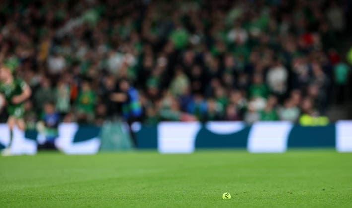 UEFA Nations League Group Stage, Aviva Stadium, Dublin 1 10 2026 Republic of Ireland vs Austria A view of tennis balls thrown onto the field by protestors A view of tennis balls thrown onto the field by protestors 1 10 2026 Copyright: xx RB1_8780