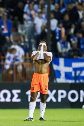 THESSALONIKI - JurriÃ«n Timber of the Netherlands reacts after falling 0-1 behind during the UEFA Nations League match between Greece and the Netherlands at Toumba Stadium on October 1, 2026, in Greece. KOEN VAN WEEL ANP xVIxANPxSportx xxANPxIVx 571090465 originalFilename: 571090465