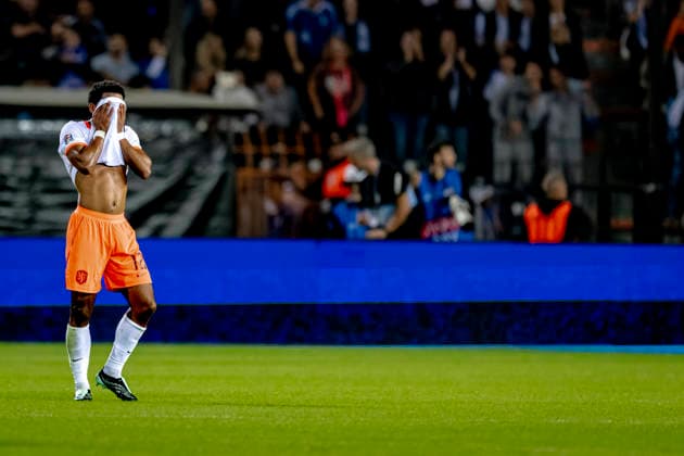 THESSALONIKI: Netherlands defender Jurriën Timber expresses his frustration during the UEFA Nations League match between Greece and the Netherlands at Toumba Stadium on October 1, 2026, in Thessaloniki, Greece. Photo by DeFodi Images