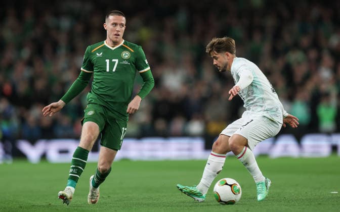 UEFA Nations League Group Stage, Aviva Stadium, Dublin 1 10 2026 Republic of Ireland vs Austria Ireland s Jack Moylan and Romano Schmid of Austria Jack Moylan and Romano Schmid 1 10 2026  Copyright: xx RDR_9364