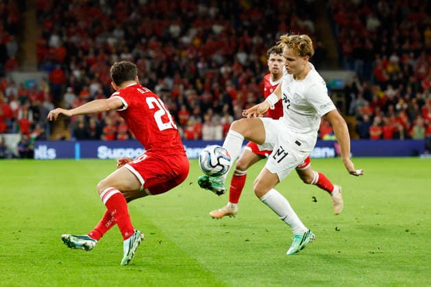 Cardiff, Wales, 1st October 2026. Andreas Schjelderup of Norway controls the ball during the Wales vs Norway UEFA Nations League match at the Cardiff City Stadium, Cardiff. Picture credit should read: Cody Froggatt Sportimage EDITORIAL USE ONLY. No use with unauthorised audio, video, data, fixture lists, club league logos or live services. Online in-match use limited to 120 images, no video emulation. No use in betting, games or single club league player publications. SPI_051_CF_WALES_NORWAY SPI-5050-0051
