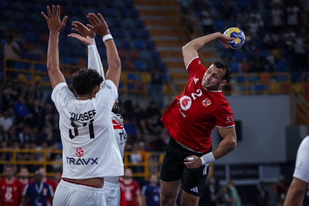 Zamalek V Al Ahly - 19th IHF Men s Club World Championship, WM, Weltmeisterschaft 2026 - Bronze Medal Match Nabil Sherif of Al Ahly competes during the 19th IHF Men s Club World Championship 2026 bronze medal match between Zamalek and Al Ahly at the New Administrative Capital Covered Hall on October 1, 2026. New Cairo -New Capital Egypt  Copyright: xAymanxArefx originalFilename:aref-notitle261001_npL0h