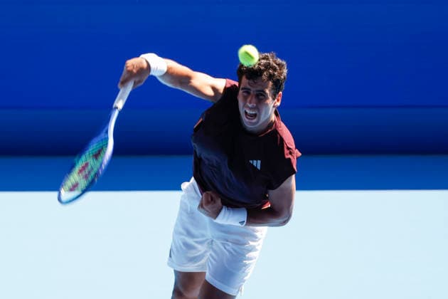 October 1, 2026, Tokyo, Japan: Jaume Munar (Spain) serves against Taylor Fritz (USA) during their Round of 32 match at the Kinoshita Group Japan Open Tennis Championships at Ariake Colosseum in Tokyo. The tournament runs from September 29 to October 6. Munar won 6(7)-7(9), 6-4, 6-3. Tokyo Japan - ZUMAm191 20261001_aap_m191_003 Copyright: xRodrigoxReyesxMarinx