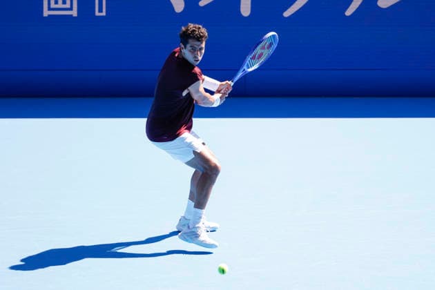 October 1, 2026, Tokyo, Japan: Jaume Munar (Spain) returns a shot against Taylor Fritz (USA) during their Round of 32 match at the Kinoshita Group Japan Open Tennis Championships at Ariake Colosseum in Tokyo. The tournament runs from September 29 to October 6. Munar won 6(7)-7(9), 6-4, 6-3. Tokyo Japan - ZUMAm191 20261001_aap_m191_006 Copyright: xRodrigoxReyesxMarinx