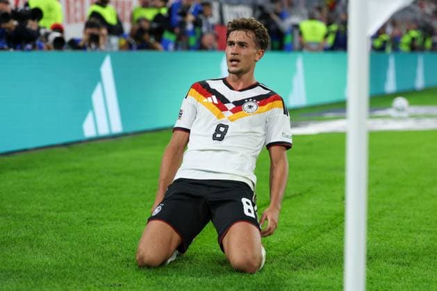 Tom Bischof celebrates Germany s 1-0 goal, Germany vs. Serbia, Soccer, UEFA Nations League, Matchday 3, October 1, 2026, Munich, Bavaria, Germany Copyright: xkolbert-press ChristianxKolbertx