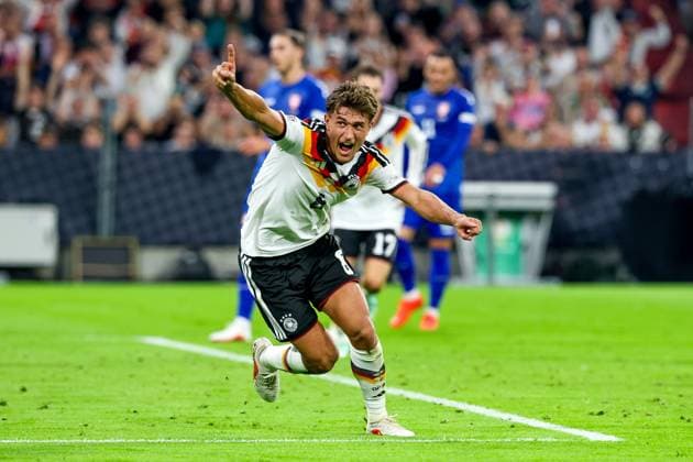 Tom Bischof celebrates Germany s 1-0 goal, Germany vs. Serbia, Soccer, UEFA Nations League, Matchday 3, October 1, 2026, Munich, Bavaria, Germany Copyright: xkolbert-press ChristianxKolbertx