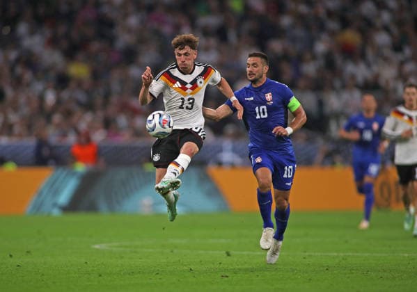 Germany vs. Serbia, Soccer, Men s, 2026–2027 Season, International Match, Nations League, Matchday 3, League A, Group 2, Allianz Arena: Philipp Treu (Germany, left) and Dusan Tadic (Serbia, right) battle for the ball