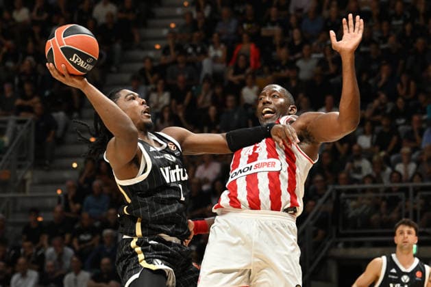 Virtus Bologna v Olympiacos Piraeus - Euroleague 2026 2027 Marcus Carr of Virtus Bologna plays during the EuroLeague Basketball Championship 2026 2027, Matchday 3 of the regular season game between Virtus Bologna and Olympiacos Piraeus at PalaDozza in Bologna, Italy, on October 1, 2026. Bologna Italy  Copyright: xRobertoxTommasinix originalFilename:tommasini-virtusbo261001_npQnW.jpg