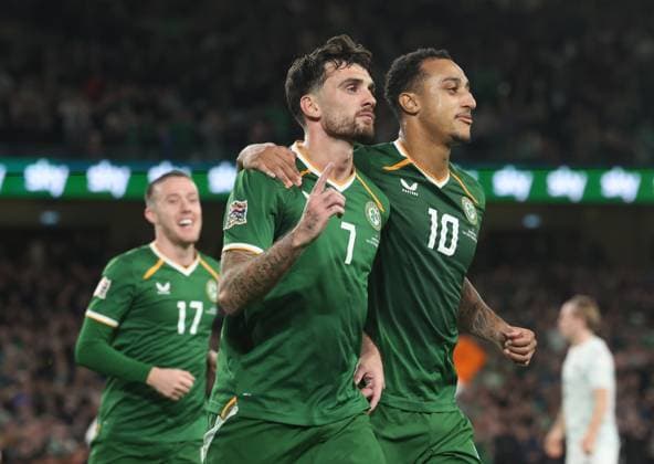 Ireland s Troy Parrott scelebrates with Adam Idah after scoring a penalty Republic of Ireland v Austria, UEFA Nations League, League B - Group 3, International Football, Aviva Stadium, Dublin, Ireland - 01 Oct 2026Dublin Aviva Stadium Ireland  Copyright: xLorrainexO Sullivan Shutterstockx 17178960af