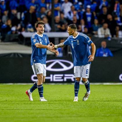 THESSALONIKI - Fotis Ioannidis of Greece celebrates his team s first goal with Dimitris Kourbelis of Greece during the UEFA Nations League match between Greece and the Netherlands at the Toumba Stadium on 1 October 2026 in Thessaloniki, Greece. MARCEL TER BALS ANP UEFA Nations League 2026 27 xVIxANPxSportx xMarcelxterxBalsxIVx 571094125 originalFilename: 571094125
