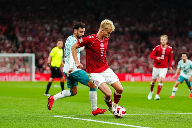Bruno Fernandes, Portugal, 08; Oliver Provstgaard, Denmark, 03 DEN; Denmark vs. Portugal, Soccer, UEFA Nations League A, Group 4, Matchday 3, 2026–2027 Season, October 1, 2026, DEN, Denmark vs. Portugal, Soccer, UEFA Nations League A, Group 4, Matchday 3, 2026–2027 Season, October 1, 2026, Copenhagen Copyright: xEibner-Pressefoto MarcelxvonxFehrnx EP_MFN