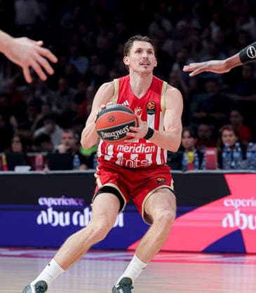 Crvena Zvezda v Efes, Euroleague, season 2026 2027, round 3 Belgrade, Serbia. 1th Oct, 2026. Crvena Zvezda s David Kramer during Euroleague basketball match between Crvena Zvezda (Red Star) and Anadolu Efes Istanbul on October 1. 2026. in Belgrade, Serbia. Belgrade Serbia Copyright: xPedjaxMilosavljevic STARSPORTx x2026x