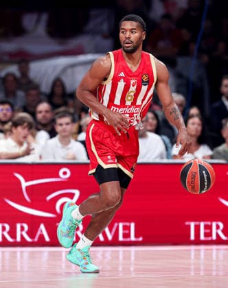 Crvena Zvezda v Efes, Euroleague, season 2026 2027, round 3 Belgrade, Serbia. 1th Oct, 2026. Crvena Zvezda s Jared Butler during Euroleague basketball match between Crvena Zvezda (Red Star) and Anadolu Efes Istanbul on October 1. 2026. in Belgrade, Serbia. Belgrade Serbia Copyright: xPedjaxMilosavljevic STARSPORTx x2026x