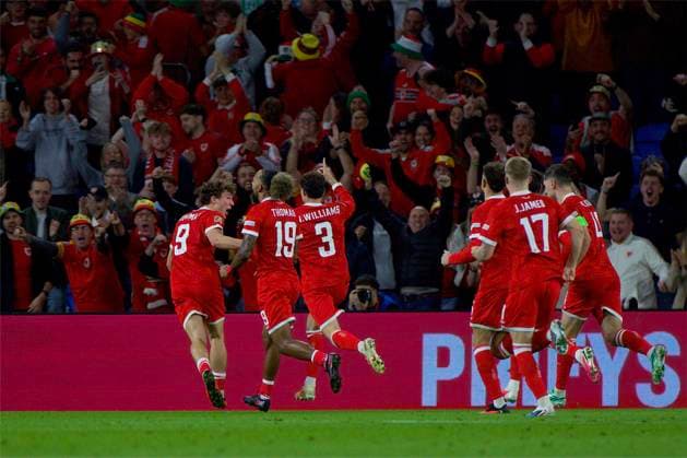RECORD DATE NOT STATED Football - UEFA Nations League - Group A4 - Wales v Norway CARDIFF, WALES - Thursday, October 1, 2026: Wales Neco Williams celebrates after scoring his side s second goal during the UEFA Nations League Group A4 Matchday 3 match between Wales and Norway at the Cardiff City Stadium. (Photo by David Rawcliffe Propaganda) CARDIFF Cardiff City Stadium CARDIFF WALES  Copyright: xDavidxRawcliffex 2026-10-01-Wales_v_Norway-061