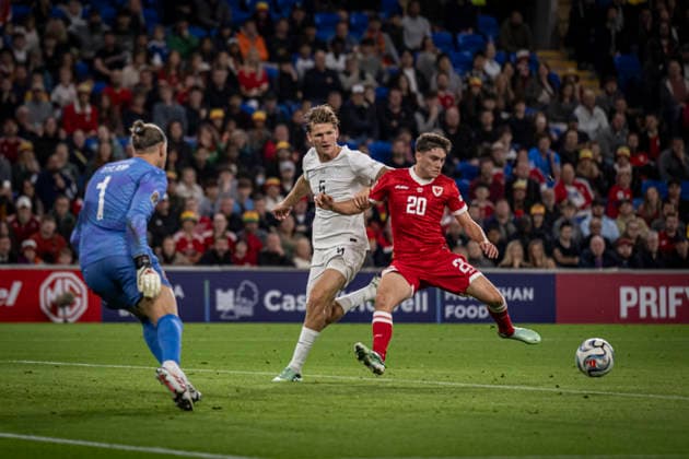 RECORD DATE NOT STATED 1st October 2026; Cardiff City Stadium, Cardiff, Wales; UEFA Nations League Football, Wales versus Norway; Daniel James of Wales scores past Orjan Nyland of Norway in the 38th minute to make the score 1-1 GodfreyxPitt