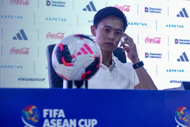 October 1, 2026, Bandung, West Java, Indonesia: GAVIN LEE head coach of the Singapore national team, Nationalteam attend at the post-match press conference, PK, Pressekonferenz after his team defeated the Singapore national team 6â€0 in the FIFA ASEAN Cup 2026 at Si Jalak Harupat Stadium in Bandung, Indonesia. FIFA ASEAN CUP 2026: MALAYSIA VS SINGAPORE: POST MATCH PRESS CONFERENCE - ZUMAr272 0868348651st Copyright: xDimasxRachmatsyahx