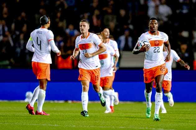 THESSALONIKI: Netherlands defender Denzel Dumfries during the UEFA Nations League match between Greece and the Netherlands at Toumba Stadium on October 1, 2026, in Thessaloniki, Greece. Photo by DeFodi Images
