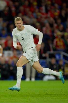 RECORD DATE NOT STATED Football - UEFA Nations League - Group A4 - Wales v Norway CARDIFF, WALES - Thursday, October 1, 2026: Norway s Erling Haaland during the UEFA Nations League Group A4 Matchday 3 match between Wales and Norway at the Cardiff City Stadium. (Photo by David Rawcliffe Propaganda) CARDIFF Cardiff City Stadium CARDIFF WALES  Copyright: xDavidxRawcliffex 2026-10-01-Wales_v_Norway-083