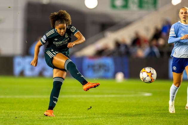 RECORD DATE NOT STATED 1st October 2026; Joie Stadium, Manchester, England; UEFA Womens Champions League Football, Manchester City versus Real Madrid; Felicia Schroder of Real Madrid Femenino takes a shot on goal TimxWilliams