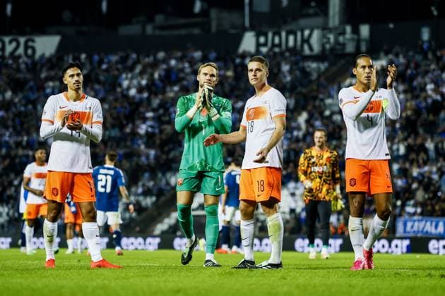 THESSALONIKI - Tijjani Reijnders of the Netherlands, goalkeeper Bart Verbruggen of the Netherlands, Joey Veerman of the Netherlands, Virgil van Dijk of the Netherlands (lr) react after the 2-2 draw during the UEFA Nations League match between Greece and the Netherlands at the Toumba Stadium on October 1, 2026, in Greece. KOEN VAN WEEL ANP xVIxANPxSportx xxANPxIVx 571104134 originalFilename: 571104134