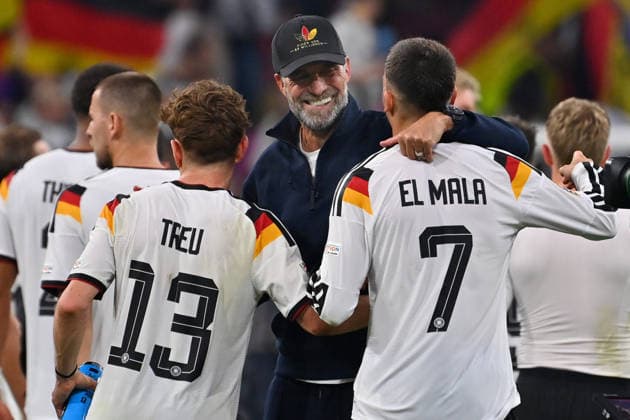 Celebration by German national team coach Juergen KLOPP (GER) with Said EL MALA (GER) and Philipp TREU (GER) after the final whistle of the UEFA Nations League group stage, Group B, Matchday 3: Germany (GER) vs. Serbia (SRB) 2–0 on October 1, 2026, ALLIANZ ARENA