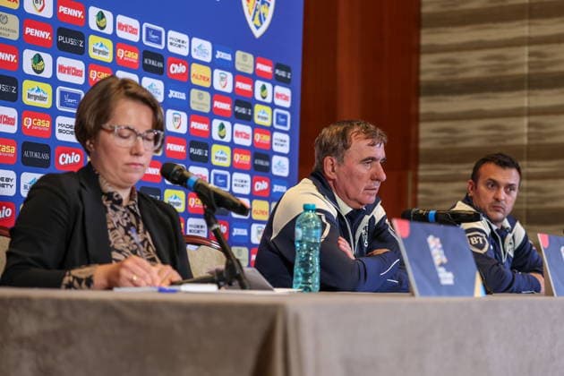 Hotel Westin Warszawa 01.10.2026 Konferencja prasowa reprezentacji Rumunii - - - Romanian football national team, Nationalteam press conference, PK, Pressekonferenz in hotem Westin in Warsaw Gheorghe Hagi Fot. MARCIN SZYMCZYK FOTOPYK NEWSPIX.PL --- newspix.pl POLAND OUT! 