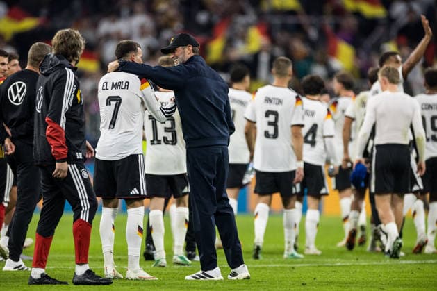 MUNICH, GERMANY - OCTOBER 01: Said El Mala (Germany, 7) and Juergen Klopp (Head Coach Germany) hugging after the UEFA Nations League match between Germany vs. Serbia at Allianz Arena on matchday 3 of the UEFA Nations League on October 01, 2026 in Munich, Germany. Bavaria Germany Copyright: xSteffiexWunderlx
