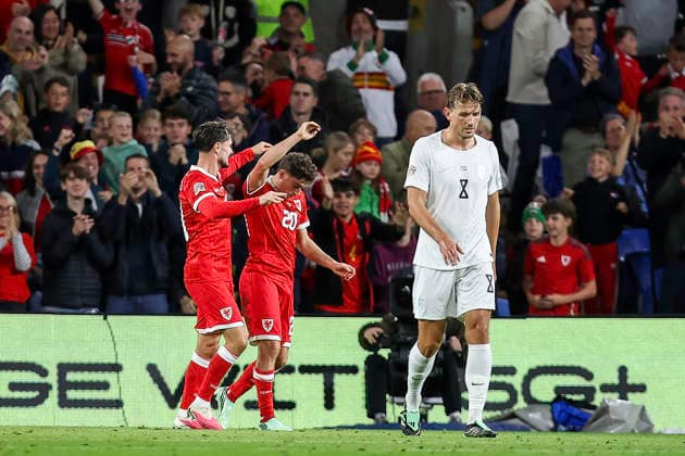 Wales v Norway - UEFA Nations League 2026 27 Group A4 MD3 20 Dan James of Wales is congratulated for a goal during the UEFA Nations League Group 4 match between Wales and Norway at the Cardiff City Stadium in Cardiff, on October 1, 2026. Cardiff South Glamorgan United Kingdom  Copyright: xMIxNewsx originalFilename:fletcher-walesvsn261001_np0C9.jpg