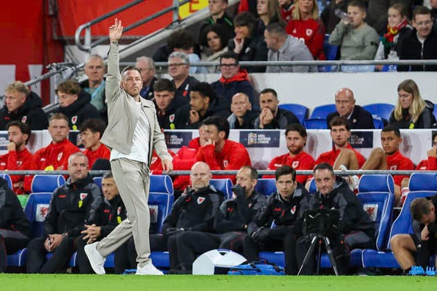 Wales v Norway - UEFA Nations League 2026 27 Group A4 MD3 Wales manager Craig Bellamy gestures during the UEFA Nations League Group 4 match between Wales and Norway at the Cardiff City Stadium in Cardiff, on October 1, 2026. Cardiff South Glamorgan United Kingdom  Copyright: xMIxNewsx originalFilename:fletcher-walesvsn261001_npe06.jpg