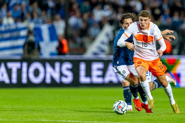 THESSALONIKI l Dutch midfielder Guus Til during the UEFA Nations League match between Greece and the Netherlands at Toumba Stadium on October 1, 2026, in Thessaloniki, Greece. Photo by DeFodi Images