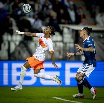THESSALONIKI - Crysencio Summerville of the Netherlands, Kostas Tsimikas of Greece (lr) during the UEFA Nations League match between Greece and the Netherlands at Toumba Stadium on 1 October 2026 in Greece. KOEN VAN WEEL ANP xVIxANPxSportx xxANPxIVx 571123465 originalFilename: 571123465
