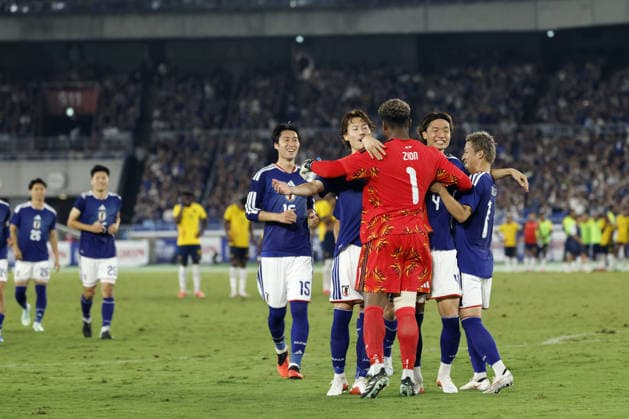 Japan team group, Mannschaftsbild, Totale Zion Suzuki (JPN), OCTOBER 1, 2026 Soccer : KIRIN Cup 2026 match between Japan 0-0 (PK 5-4) Ecuador at International Stadium Yokohama, Kanagawa, Japan. Noxthirdxpartyxsales  aflo_352419166 ATSUSHIxTOKUMARUx