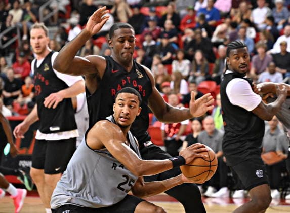 October 1, 2026, Quebec, On, Canada: Toronto Raptors Nimari Burnett, front, protects the ball from Trey Jemison III battle during NBA, Basketball Herren, USA basketball training camp action in Quebec City, Thursday, Oct. 1, 2026. Canada News - October 1, 2026  - ZUMAc35_ 20261001_zaf_c35_073 Copyright: xJacquesxBoissinotx