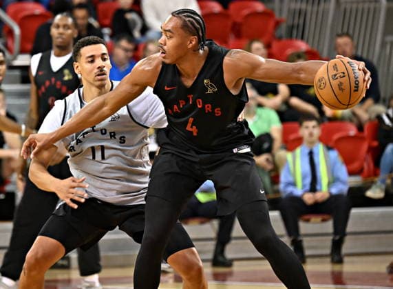 October 1, 2026, Quebec, On, Canada: Toronto Raptors Scottie Barnes protects the ball from Tyreke Key during NBA, Basketball Herren, USA basketball training camp action in Quebec City, Thursday, Oct. 1, 2026. Canada News - October 1, 2026  - ZUMAc35_ 20261001_zaf_c35_075 Copyright: xJacquesxBoissinotx