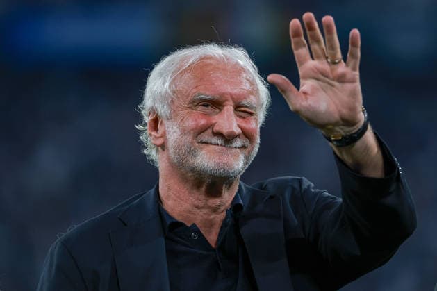 UEFA Nations League, Matchday 26–27: Germany vs. Serbia on October 1, 2026, at the Allianz Arena in Munich. Rudi Völler, DFB Director of the Men’s National Team, waves and smiles. MH