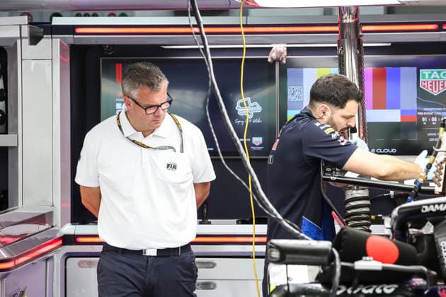 F1 - BAHRAIN GRAND PRIX IN MALAYSIA 2026 MONCHAUX Jan (fra), FIA Single-Seater Technical Director, portrait during the 2026 Formula 1 Bahrain Grand Prix in Malaysia, 16th round of the 2026 Formula One World Championship, WM, Weltmeisterschaft from October 2 to 4, 2026 on the Sepang International Circuit, in Sepang, Malaysia - SepangMalaysia Copyright: xXavixBonillax