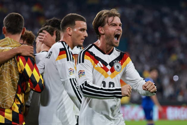 UEFA Nations League, Matchday 26–27: Germany vs. Serbia on October 1, 2026, at the Allianz Arena in Munich. Maximilian Mittelstädt (Germany, No. 18) celebrates joyfully after Florian Wirtz (Germany, No. 17, not pictured) scores the goal to make it 2–0. MH