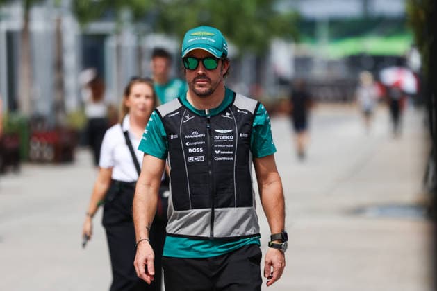 F1 - BAHRAIN GRAND PRIX IN MALAYSIA 2026 ALONSO Fernando (spa), Aston Martin F1 Team Honda AMR26, portrait during the 2026 Formula 1 Bahrain Grand Prix in Malaysia, 16th round of the 2026 Formula One World Championship, WM, Weltmeisterschaft from October 2 to 4, 2026 on the Sepang International Circuit, in Sepang, Malaysia - SepangMalaysia  Copyright: xANTONINxVINCENTx