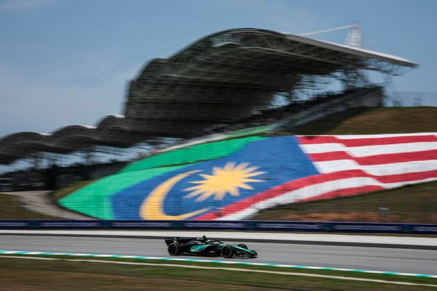 F1 - BAHRAIN GRAND PRIX IN MALAYSIA 2026 63 RUSSELL George (gbr), Mercedes AMG F1 Team W17, action during the 2026 Formula 1 Bahrain Grand Prix in Malaysia, 16th round of the 2026 Formula One World Championship, WM, Weltmeisterschaft from October 2 to 4, 2026 on the Sepang International Circuit, in Sepang, Malaysia - SepangMalaysia  Copyright: xEricxAlonsox