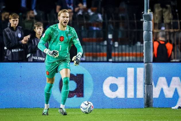 THESSALONIKI , 01-10-2026 , Toumba Stadium , season 2026 2027 , UEFA Nations League football , match between Greece and The Netherlands. picture shows Netherlands goalkeeper Bart Verbruggen Greece - Netherlands x207801731x Copyright: