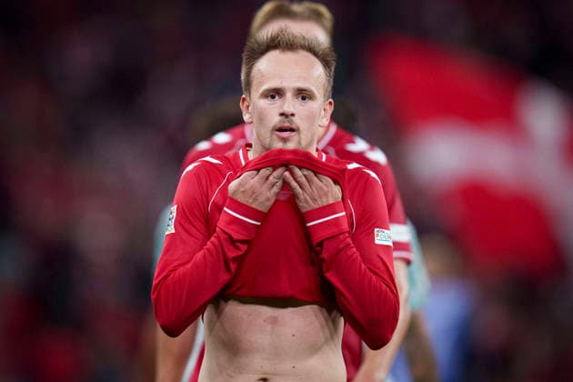 DENMARK Nations League Denmark vs. Portugal Denmark s Mikkel Damsgaard on his way to a break during the Nations League match between Denmark and Portugal at Parken, Thursday, October 1, 2026. Photo by Liselotte Sabroe, Ritzau Scanpix, Copenhagen, Denmark  Copyright: Ritzau Scanpix LiselottexSabroex spdk20261001-230107-L imago is entitled to issue a simple usage license at the time of provision. Personality and trademark rights as well as copyright laws regarding art-works shown must be observed. Commercial use at your own risk., Copenhagen Denmark
